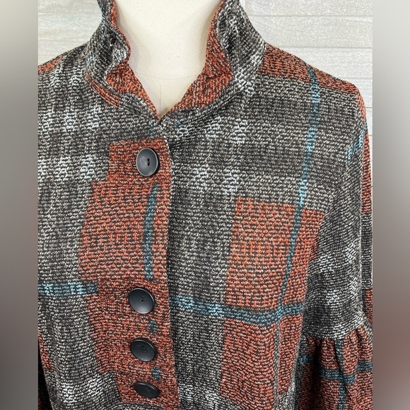 TERRA (by SJ Apparel) Button Front Plaid Jacket w Bell Sleeves-Medium - Picture 2 of 4